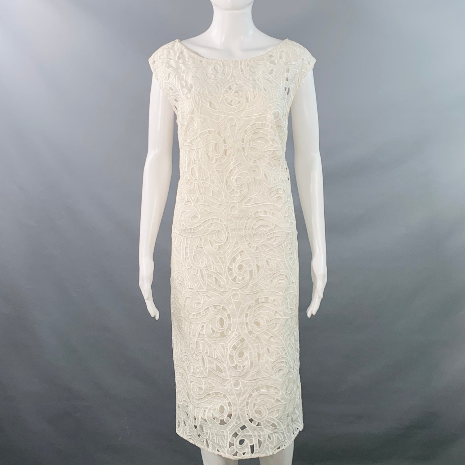Escada Size 6 Off White Silk Lace Boat Neck Sleeveless Shift Dress